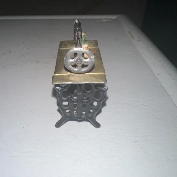 Antique sewing machine /table Knick knack collectible - Picture 2 of 5